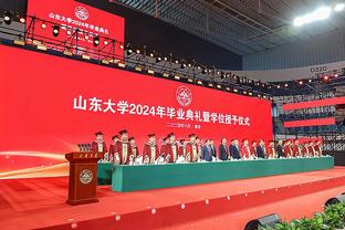 足球报：中国足协注册的可执教职业队教练仅200人，远低于日韩